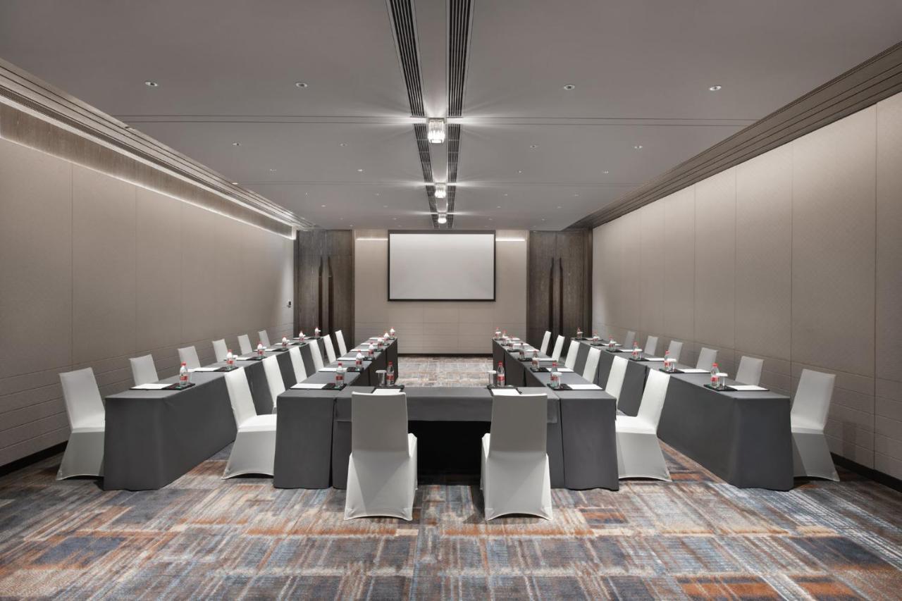 Crowne Plaza Wuhan Optics Valley By Ihg Eksteriør bilde
