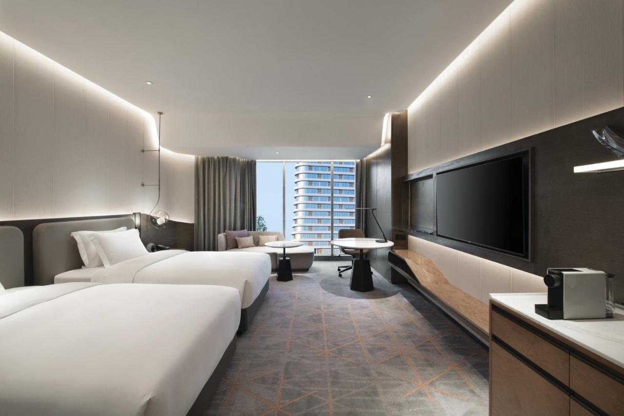 Crowne Plaza Wuhan Optics Valley By Ihg Eksteriør bilde