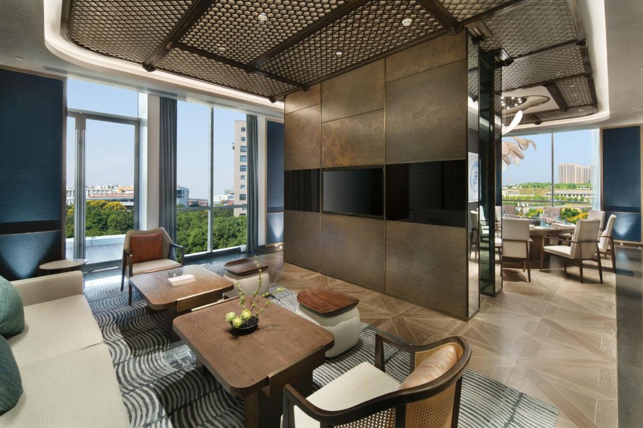 Crowne Plaza Wuhan Optics Valley By Ihg Eksteriør bilde