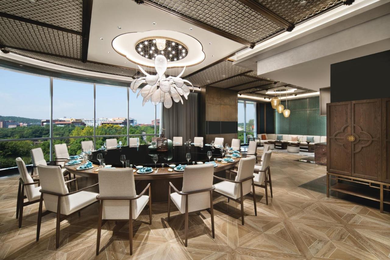 Crowne Plaza Wuhan Optics Valley By Ihg Eksteriør bilde